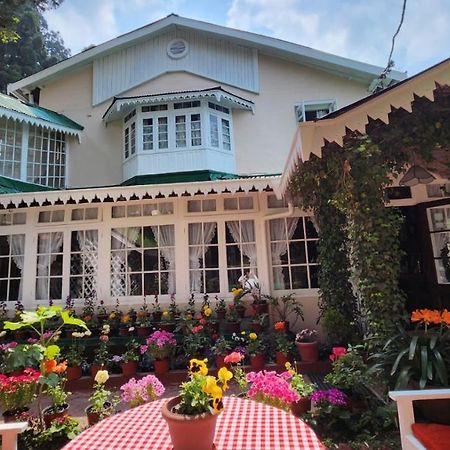Ivanhoe Hotel Darjeeling  Exterior photo