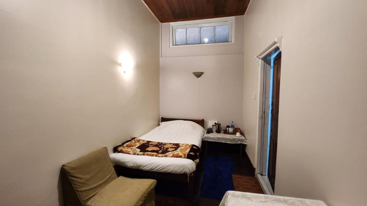 Ivanhoe Hotel Darjeeling  Exterior photo