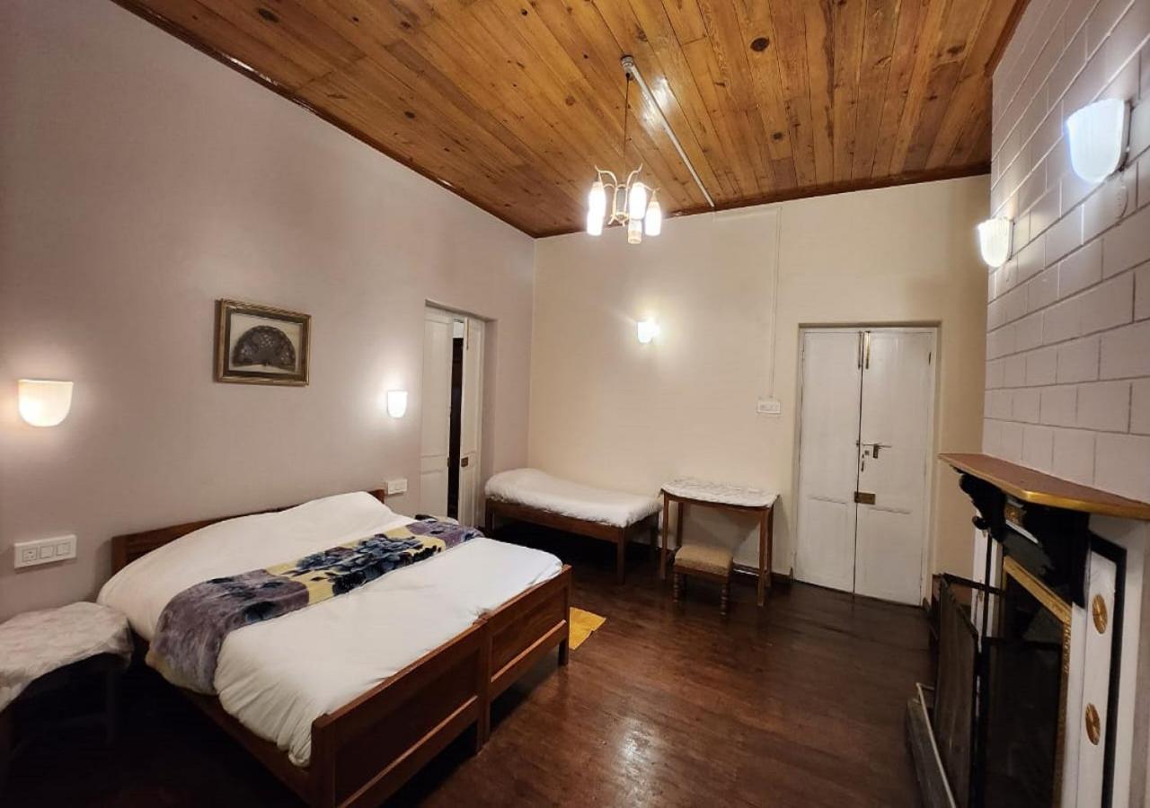Ivanhoe Hotel Darjeeling  Exterior photo