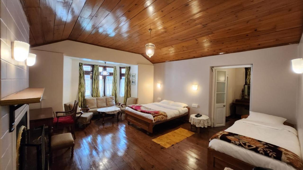 Ivanhoe Hotel Darjeeling  Exterior photo