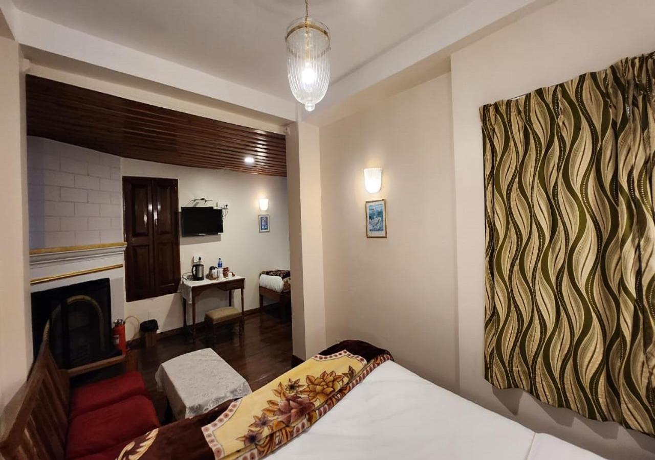 Ivanhoe Hotel Darjeeling  Exterior photo