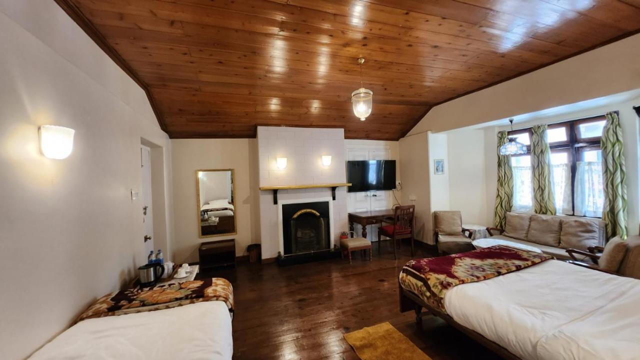 Ivanhoe Hotel Darjeeling  Exterior photo