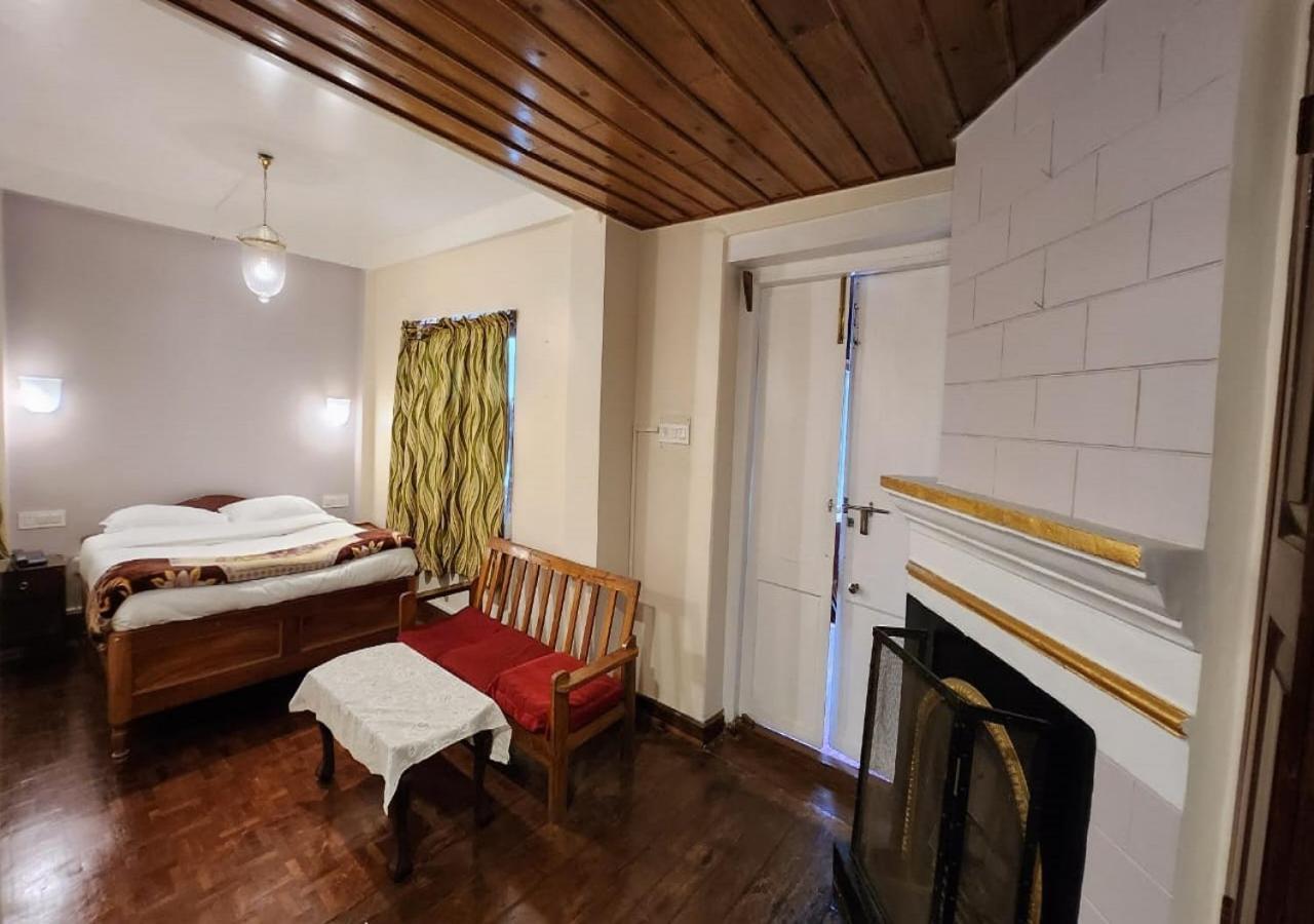 Ivanhoe Hotel Darjeeling  Exterior photo