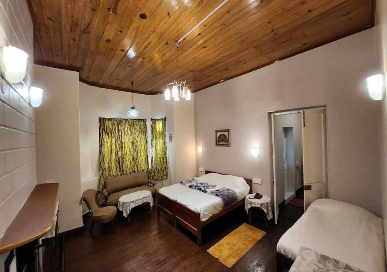 Ivanhoe Hotel Darjeeling  Exterior photo