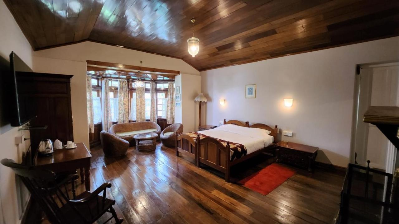 Ivanhoe Hotel Darjeeling  Exterior photo