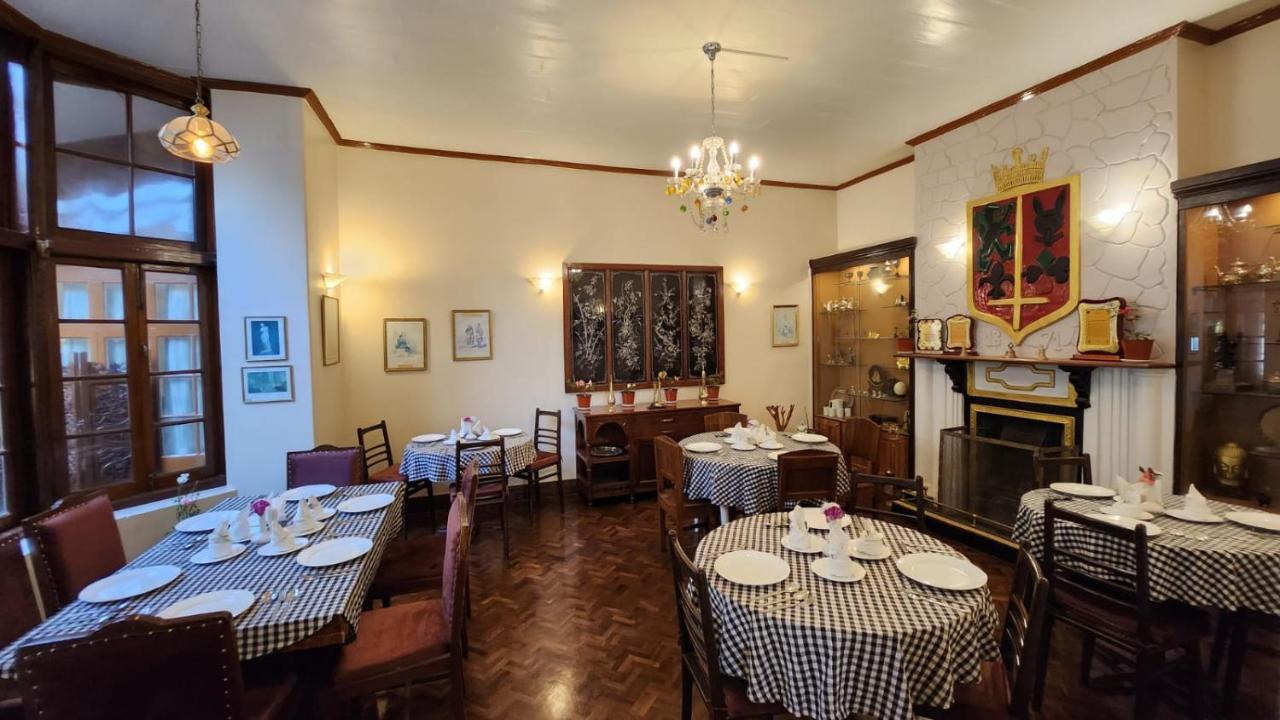 Ivanhoe Hotel Darjeeling  Exterior photo