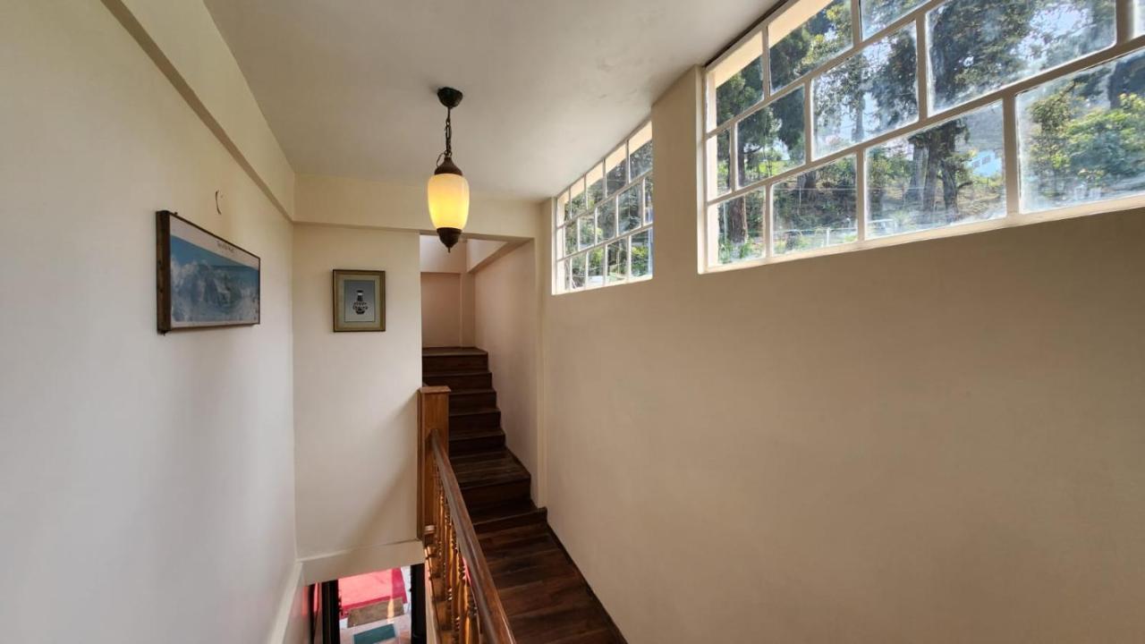 Ivanhoe Hotel Darjeeling  Exterior photo